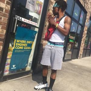 Meet your Posher, Derrick